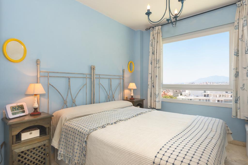 Appartement Atico La Marina à Marbellac Extérieur photo